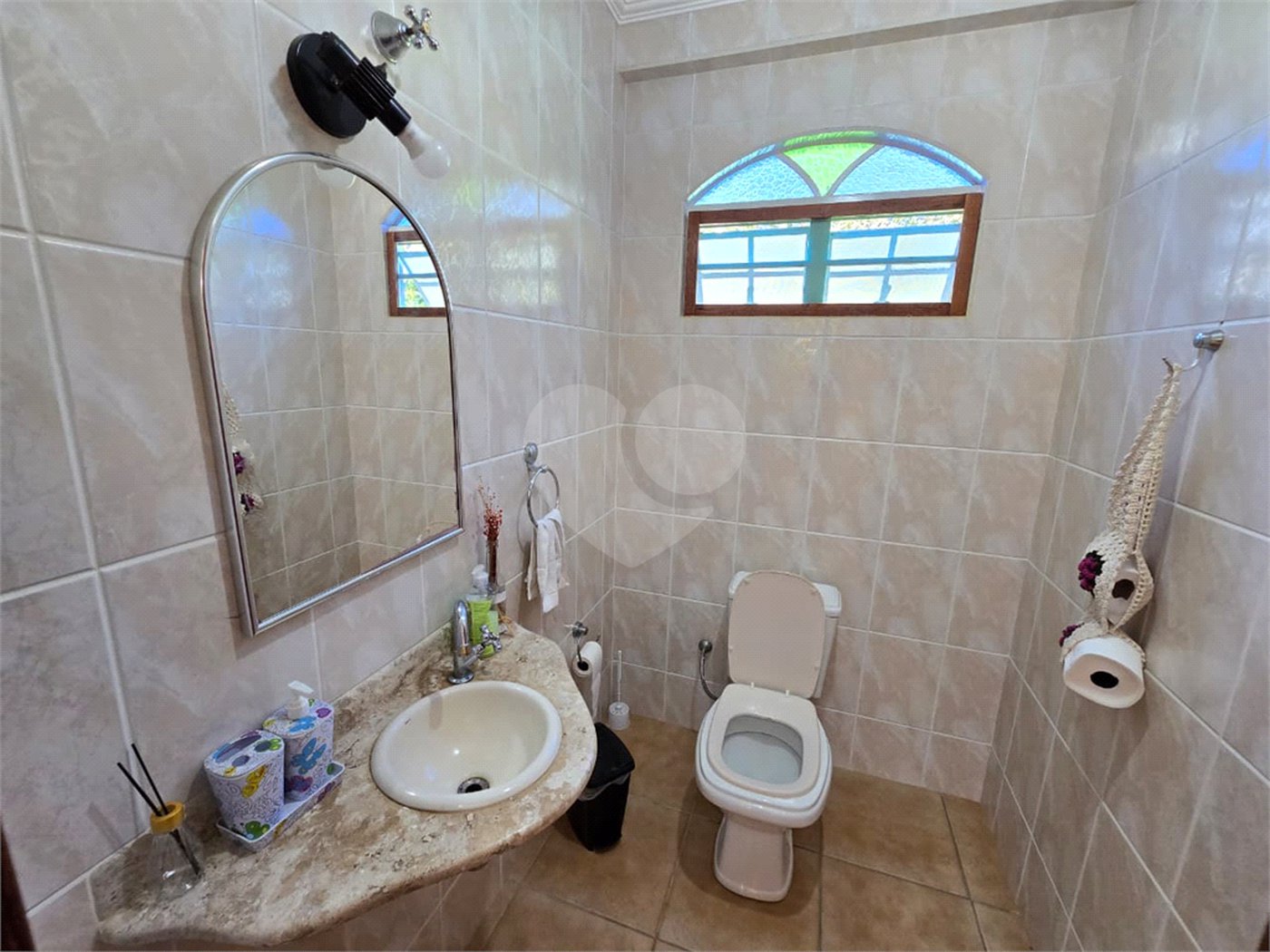 Chácara à venda com 4 quartos, sendo 1 suíte, em Cercadinho, Alambari, SP