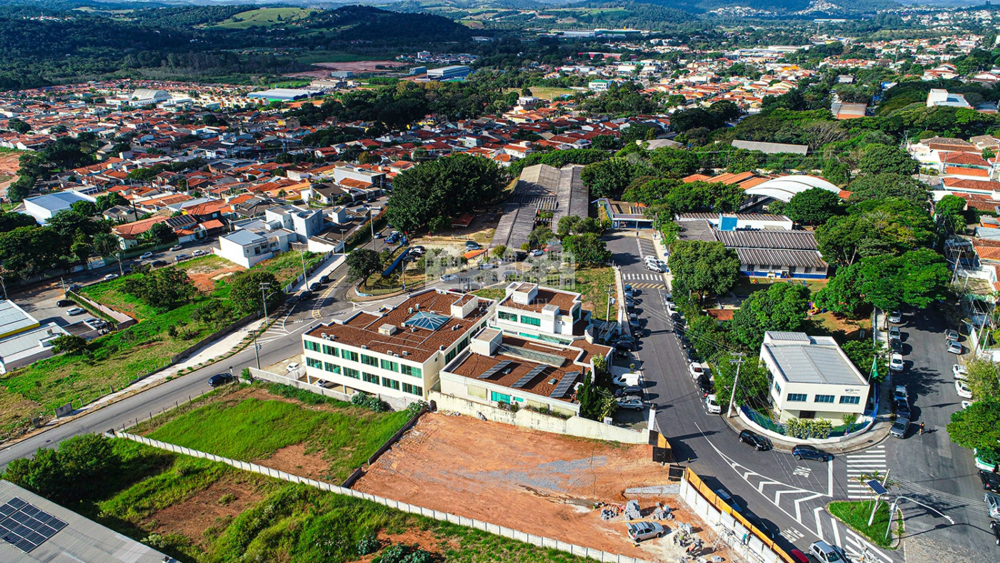 Terreno à venda no Centro, Atibaia, SP