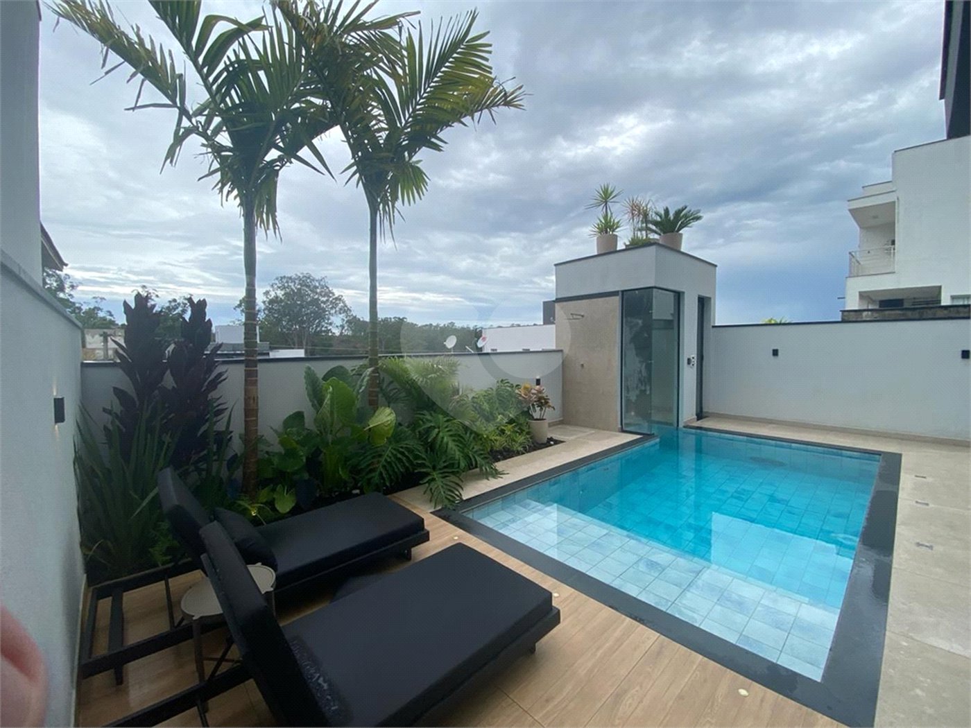 Casa à venda com 4 quartos, sendo 3 suítes, no condomínio Bella Città - Fazenda Rodeio, Mogi das Cruzes - SP