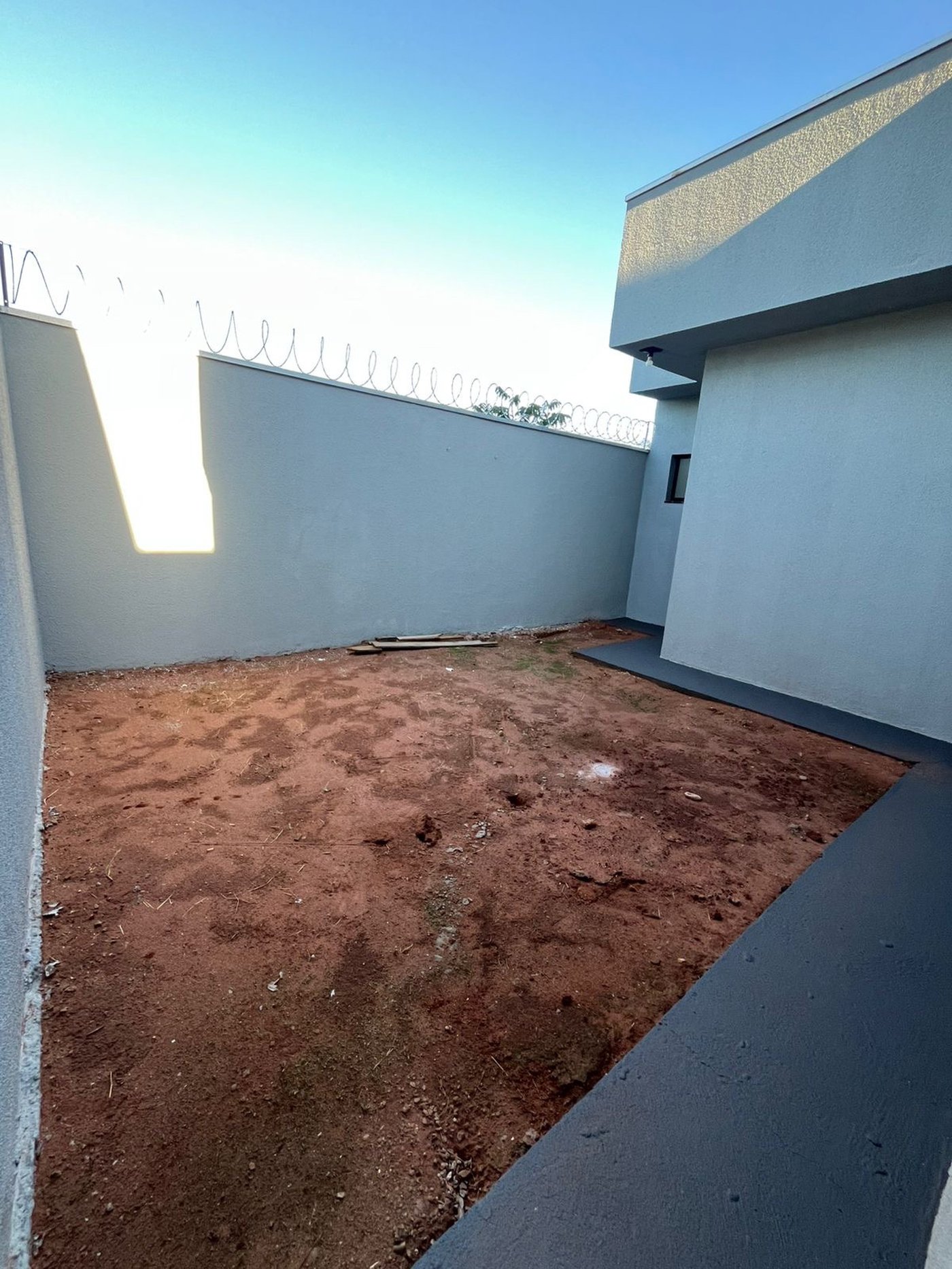 Casa à venda ou para alugar com 2 quartos, sendo 1 suíte,  em Jardim Bela Vista, Três Lagoas, MS