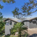 Casa à venda com 5 suítes no condomínio Vale da Santa Fé, Vinhedo - SP