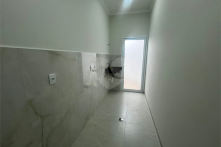 Casa à venda com 3 suítes em Vila Popular, Itapetininga, SP