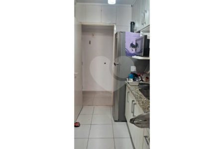 Apartamento à venda com 2 quartos em Vila Mangalot, São Paulo, SP
