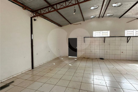 Salão à venda ou para alugar em Parque dos Ipês I, Ponta Porã, MS