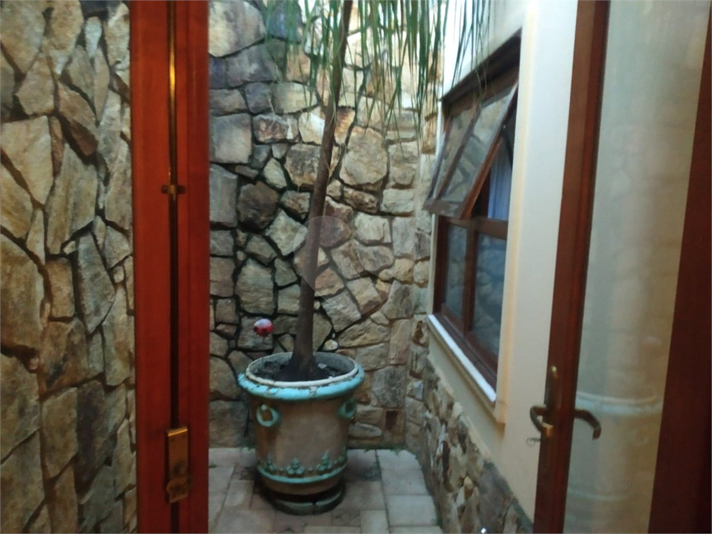 Casa à venda com 4 quartos, sendo 2 suítes,  no condomínio Acmti - Colinas do Mosteiro, Terras de Itaici e Recanto dos Pássaros, Indaiatuba - SP