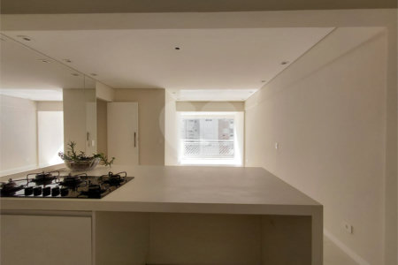Apartamento à venda com 3 quartos, sendo 1 suíte, em Vila Romana, São Paulo, SP