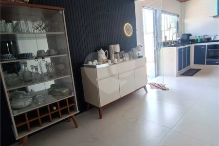 Casa à venda com 3 quartos, sendo 1 suíte, em Caminho de Búzios, Cabo Frio, RJ