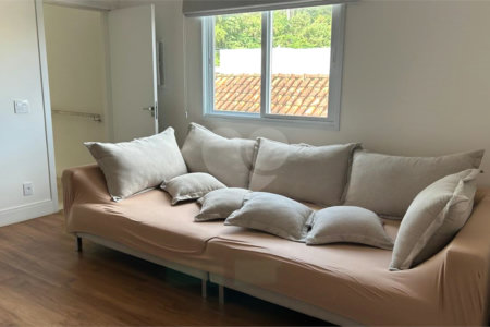 Casa à venda com 5 quartos, sendo 4 suítes,  no condomínio Residencial Vila do Itamaraca, Valinhos - SP