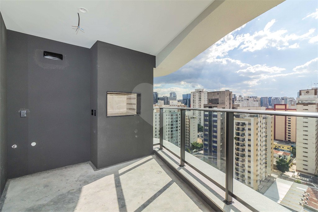 Apartamento à venda com 3 suítes em Vila Olímpia, São Paulo, SP