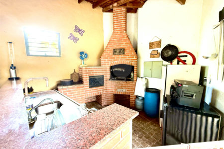 Chácara à venda com 5 quartos, sendo 2 suítes, em Ipanema do Meio, Sorocaba, SP