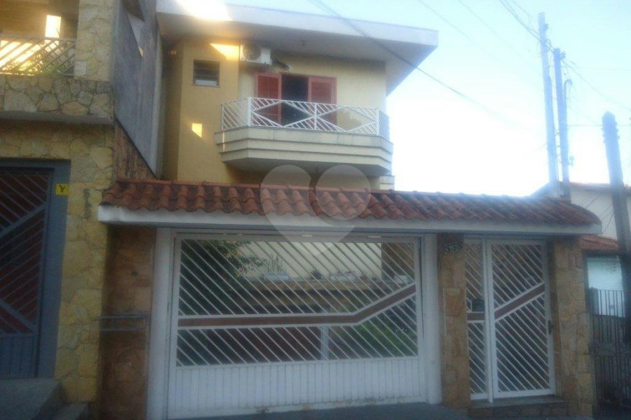 Casa à venda com 3 suítes em Vila Gustavo, São Paulo, SP