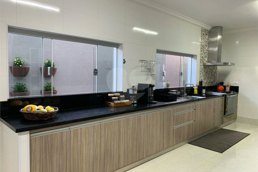 Linda Casa à Venda no Bairro Santa Rosa, na cidade de Piracicaba-SP.