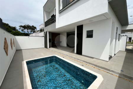 Casa à venda com 3 suítes no condomínio Terras de São Francisco, Sorocaba - SP