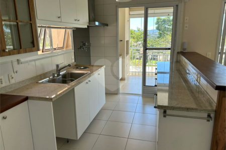 Apartamento à venda com 2 suítes em Vila Oliveira, Mogi das Cruzes, SP