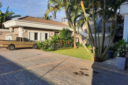 Casa com 6 dormitórios à venda, 700 m² por R$ 10.000.000,00 - Loteamento João Batista Julião - Guarujá/SP