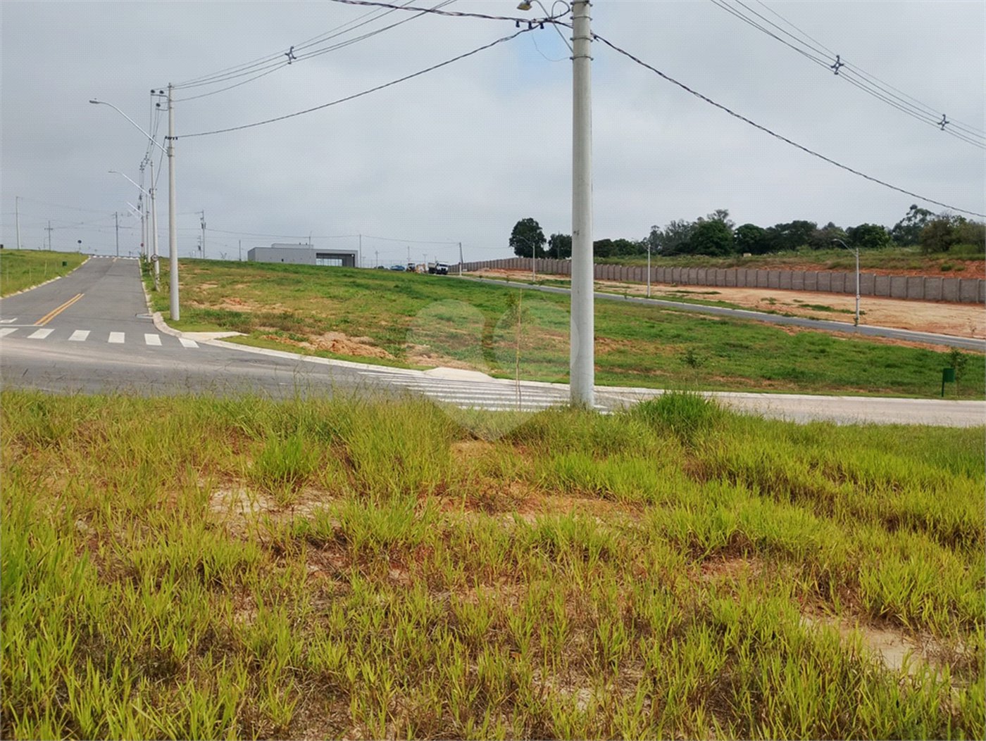 Terreno à venda no condomínio Residencial Jardim Belmonte, Indaiatuba - SP