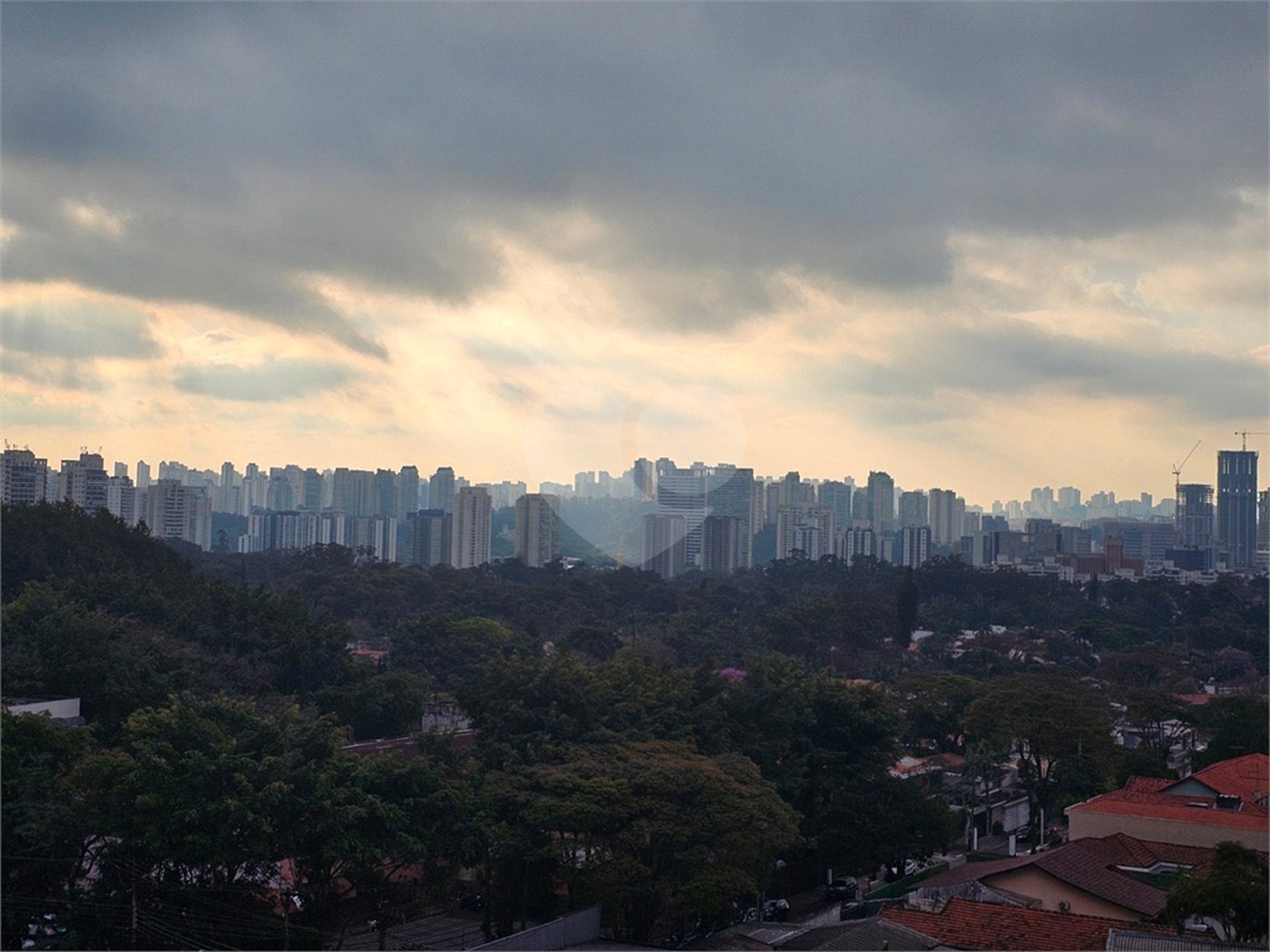 Apartamento à venda com 2 quartos, sendo 1 suíte,  em Santo Amaro, São Paulo, SP
