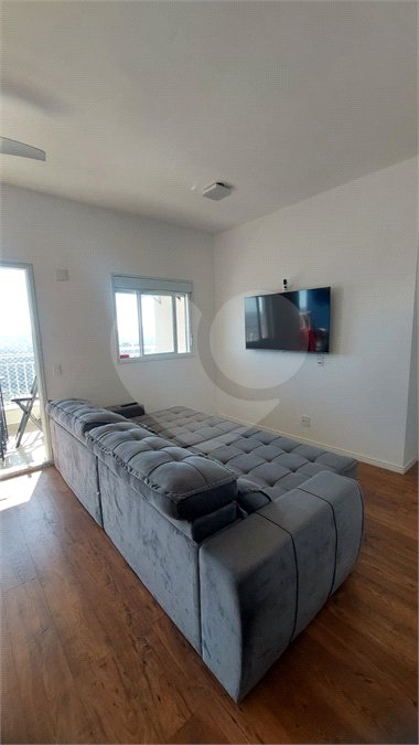Apartamento para alugar com 3 quartos, sendo 2 suítes, em Barueri, Barueri, SP
