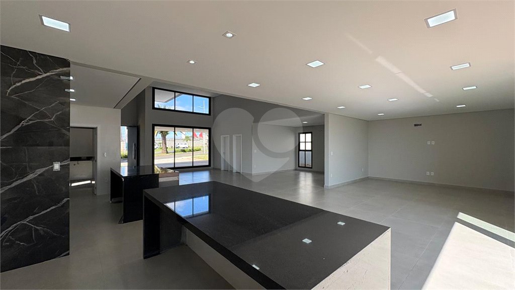 Casa à venda com 4 suítes no condomínio Saint Patrick, Sorocaba - SP