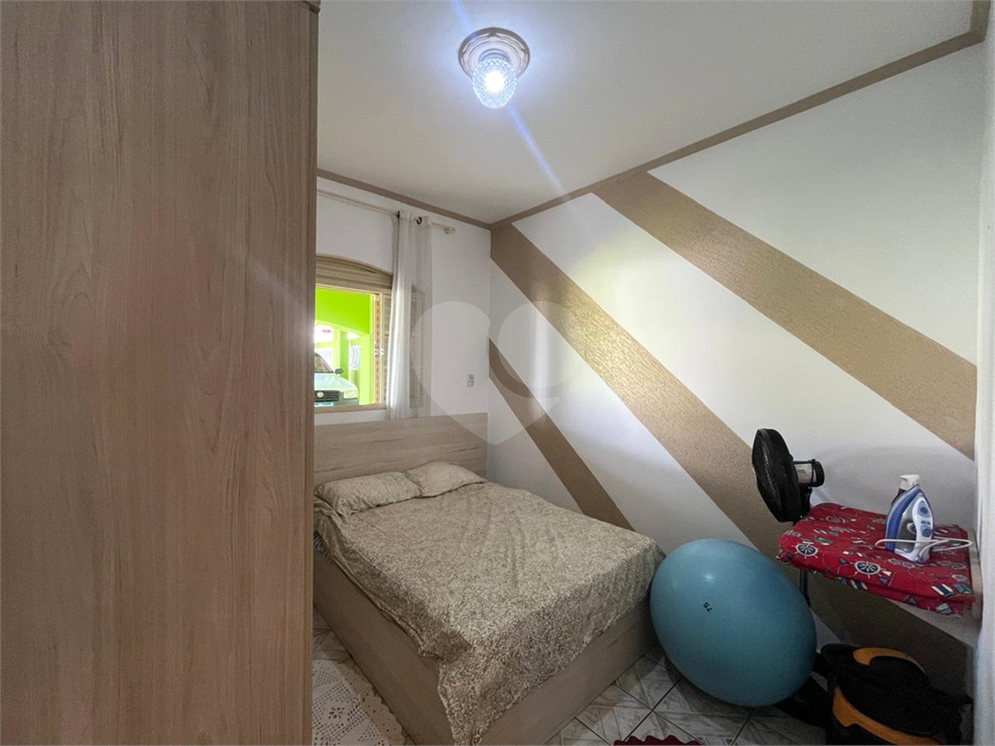 Casa à venda com 2 quartos, sendo 1 suíte, no Centro, Sarapuí, SP