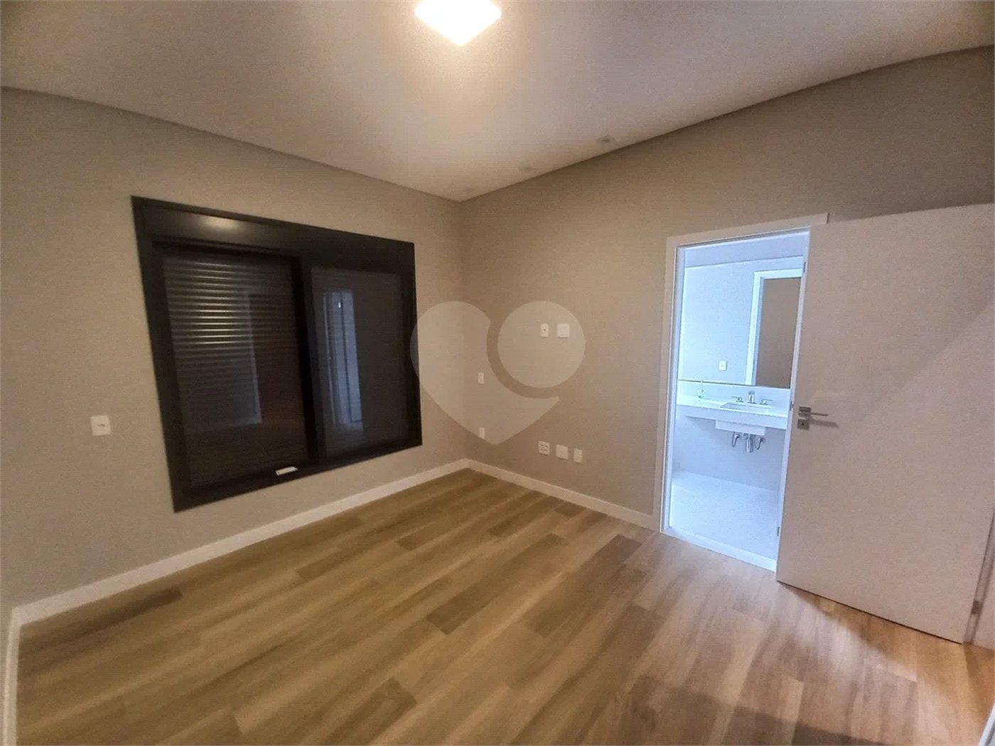 Casa à venda com 4 suítes em Paineiras, Itupeva, SP