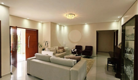 Casa à venda com 5 suítes no condomínio Capital Ville 2, Jundiaí - SP