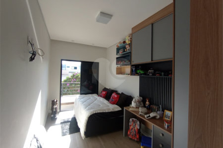 Casa à venda com 3 quartos, sendo 1 suíte, no condomínio Lago dos Ipês, Itapetininga - SP