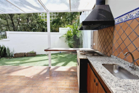 Casa à venda com 4 suítes no condomínio Jardim Vitória Régia, São Paulo - SP