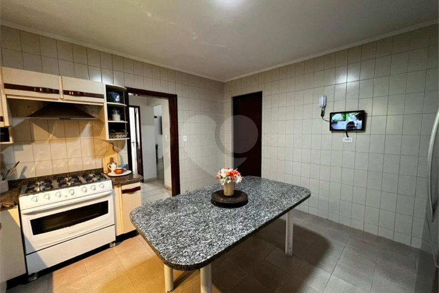 Casa à venda com 4 suítes no condomínio Alpes da Cantareira, Mairiporã - SP
