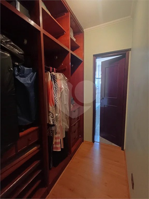 Sobrado à venda com 4 quartos, sendo 2 suítes, em Água Fria, São Paulo, SP