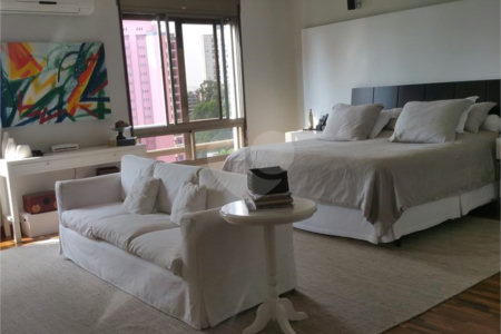 Apartamento à venda ou para alugar com 4 suítes em Vila Suzana, São Paulo, SP