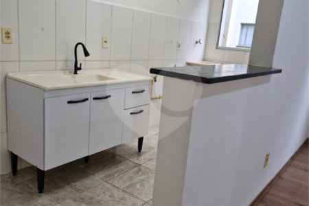 Apartamento para alugar com 2 quartos em Loteamento Mogilar, Mogi das Cruzes, SP