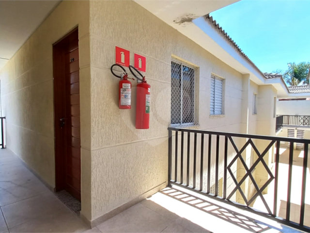 Casa à venda com 2 quartos no condomínio Irmã Filomena, São Paulo - SP