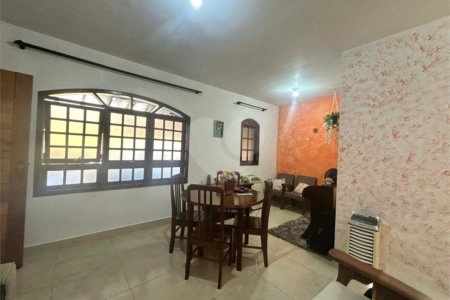 Casa à venda com 3 quartos, sendo 1 suíte,  em Éden, Sorocaba, SP