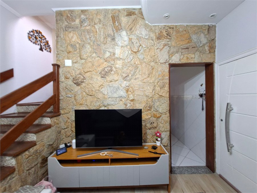 Sobrado à venda com 2 quartos, sendo 1 suíte, em Horto Florestal, São Paulo, SP