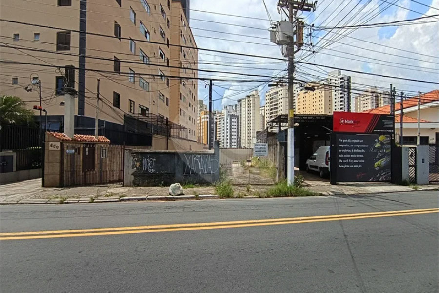 Terreno à venda em Chora Menino, São Paulo, SP