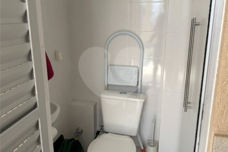 Casa à venda com 4 quartos, sendo 1 suíte, no condomínio Freguesia, Rio de Janeiro - RJ