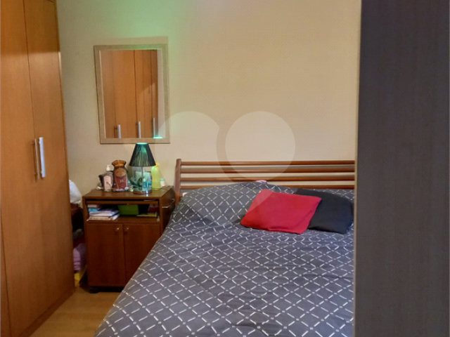 Sobrado à venda com 2 quartos em Vila Guilherme, São Paulo, SP