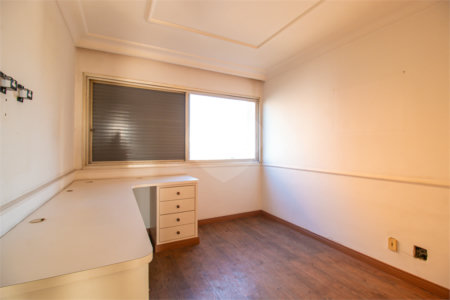 Apartamento à venda com 3 quartos, sendo 1 suíte, em Campo Belo, São Paulo, SP