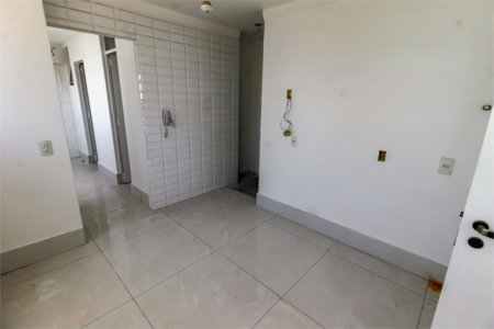 Apartamento à venda com 3 quartos, sendo 2 suítes, em Vila Andrade, São Paulo, SP