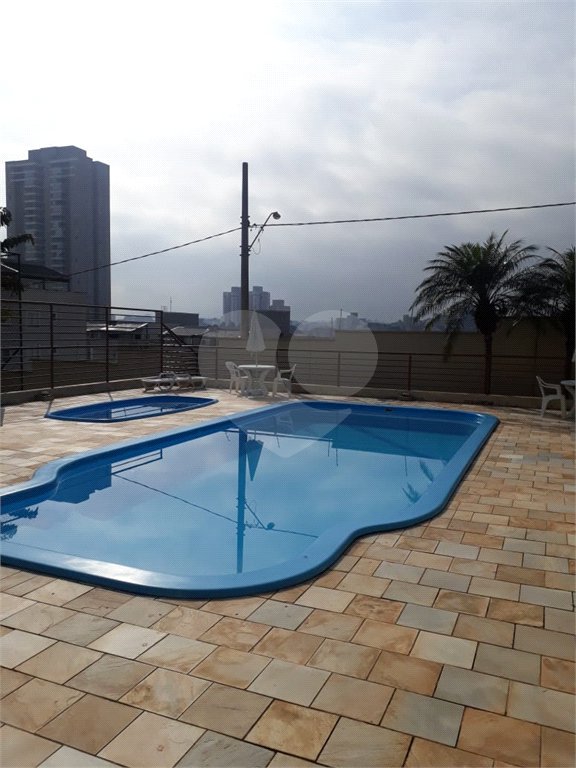 Apartamento à venda com 3 quartos, sendo 1 suíte, em Vila Santana, Mogi das Cruzes, SP