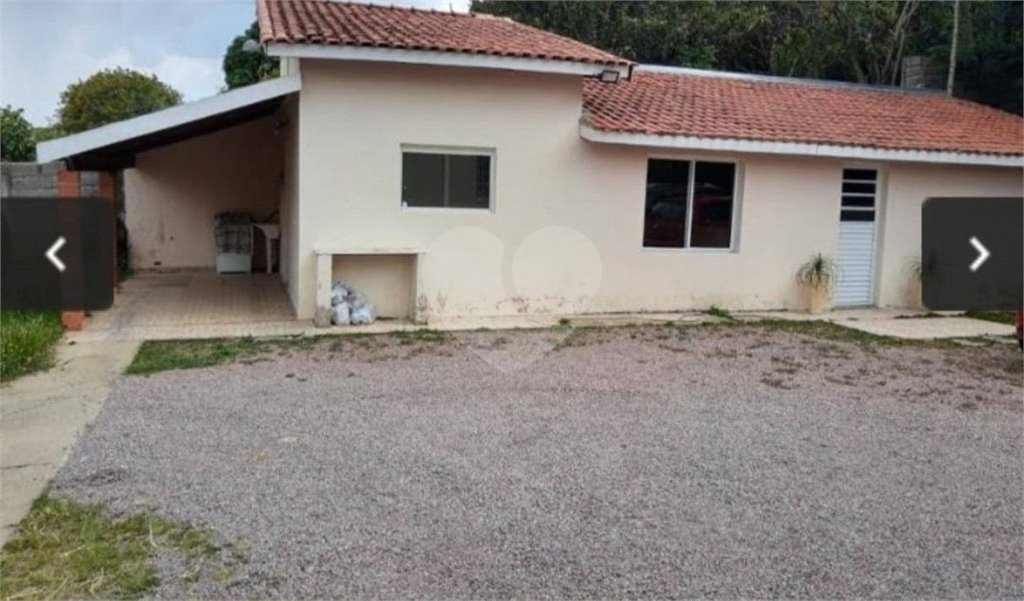 Chácara à venda ou para alugar com 4 quartos, sendo 1 suíte, em Vila Omízollo, Louveira, SP