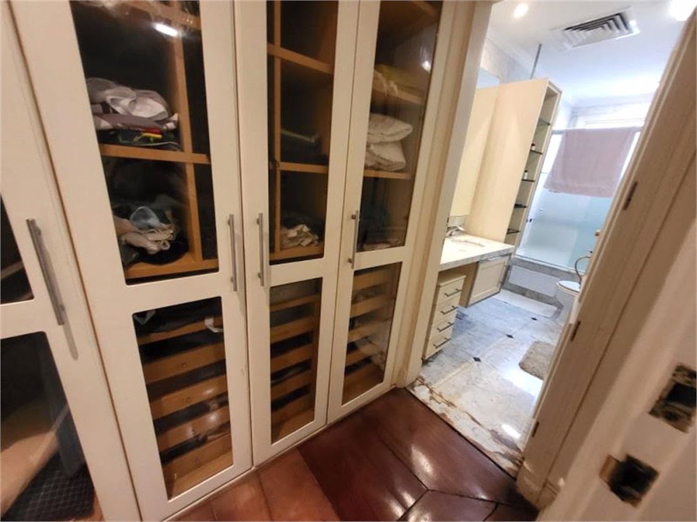 Apartamento Residencial para locação, Gonzaga, Santos - AP0140.