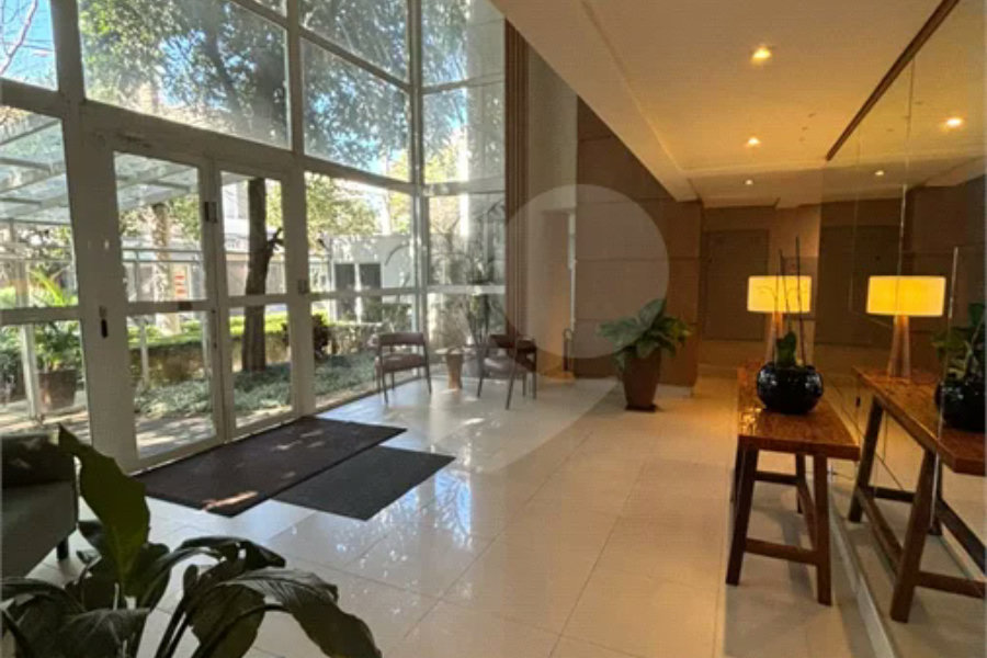 Excelente Apartamento com 02 Suítes e Lazer completo. Venha fazer uma visita.