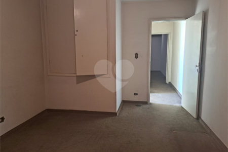 Sobrado à venda com 3 quartos em Campo Belo, São Paulo, SP