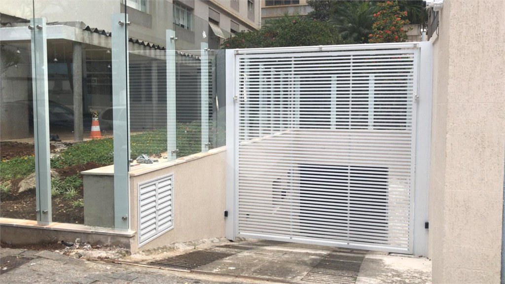Apartamento à venda no bairro Bela Vista.