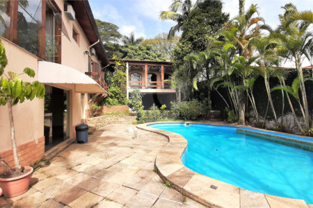 Casa Térrea à venda com 4 quartos, sendo 2 suítes, em Chácara Monte Alegre, São Paulo, SP