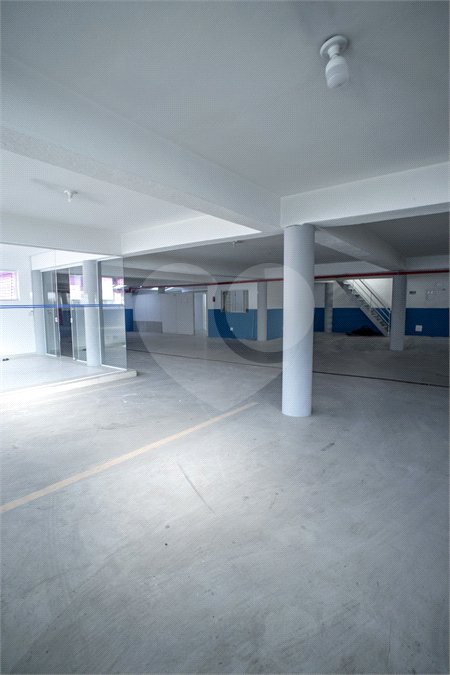 Lindo Salão Comercial para locação com 924m2 no Centro de Atibaia