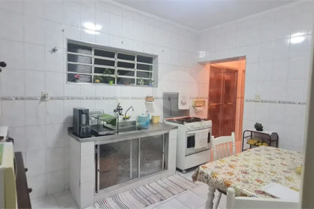 Casa com 3 Dormitórios no Campo Belo