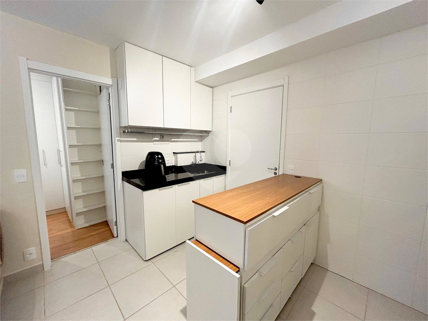 Apartamento para alugar com 1 suíte em Chácara Santo Antônio, São Paulo, SP